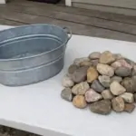 Most People Throw Out Old Wooden Picture Frames… Big Mistake. Tie 4 of Them Together at the Corners and It Actually Works!